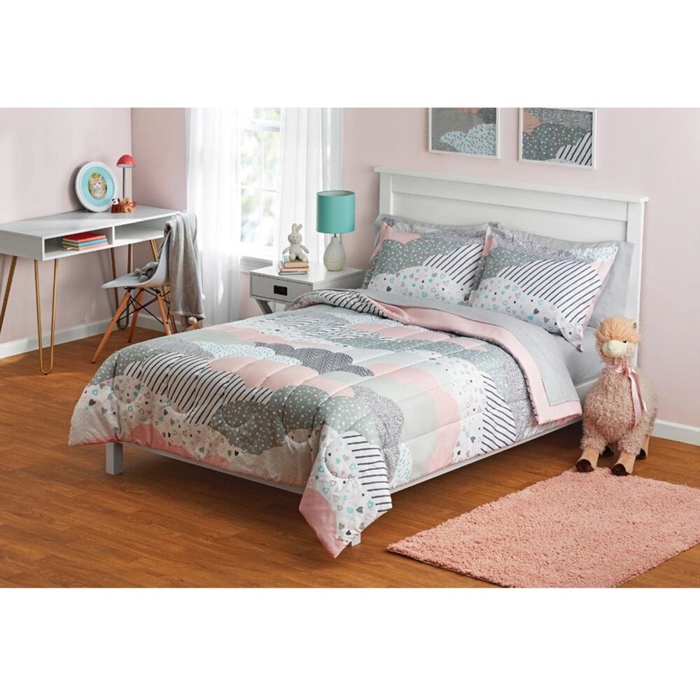 Your Zone Clouds Bed in a Bag Bedding Set-Full